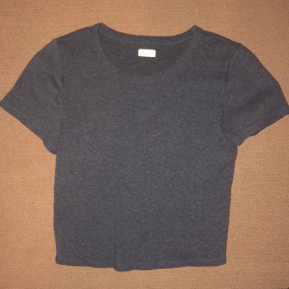 Hollister larger grey crop top
